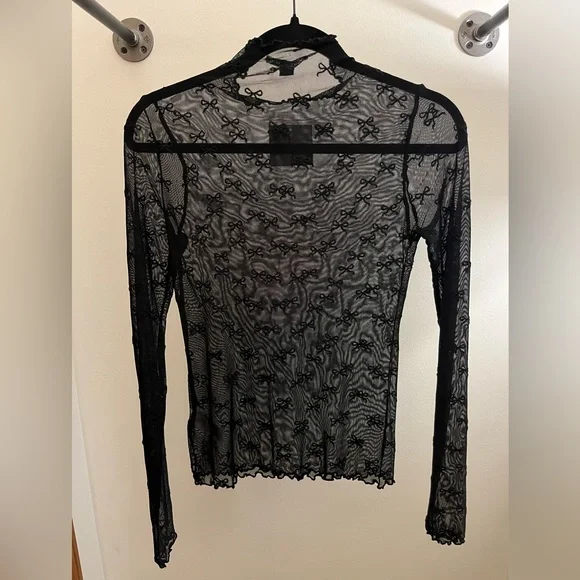 American Eagle Black Sheer Long Sleeve - Picture 3 of 3